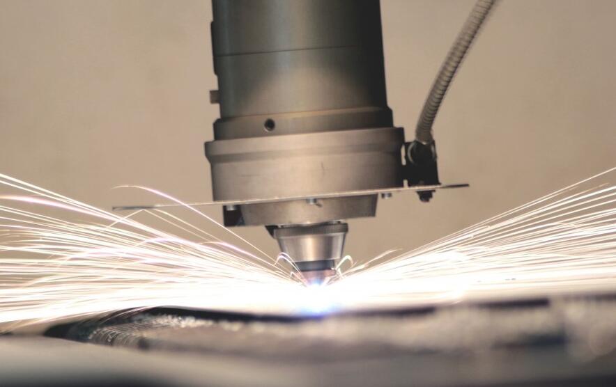 激光切割機有什么用途和優(yōu)缺點？