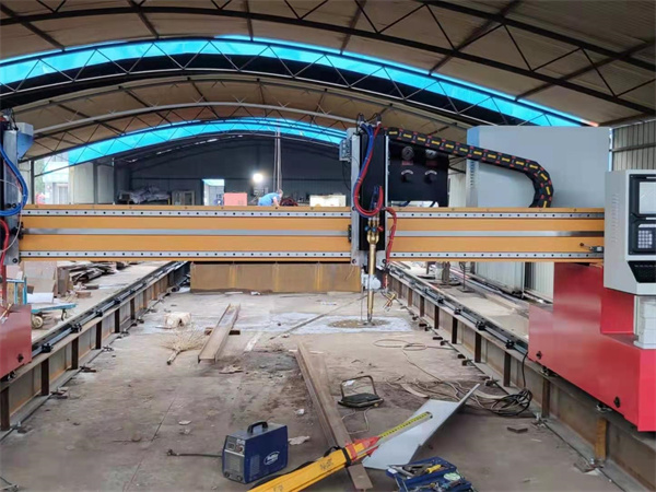 龍門數(shù)控等離子火焰切割機(jī)05